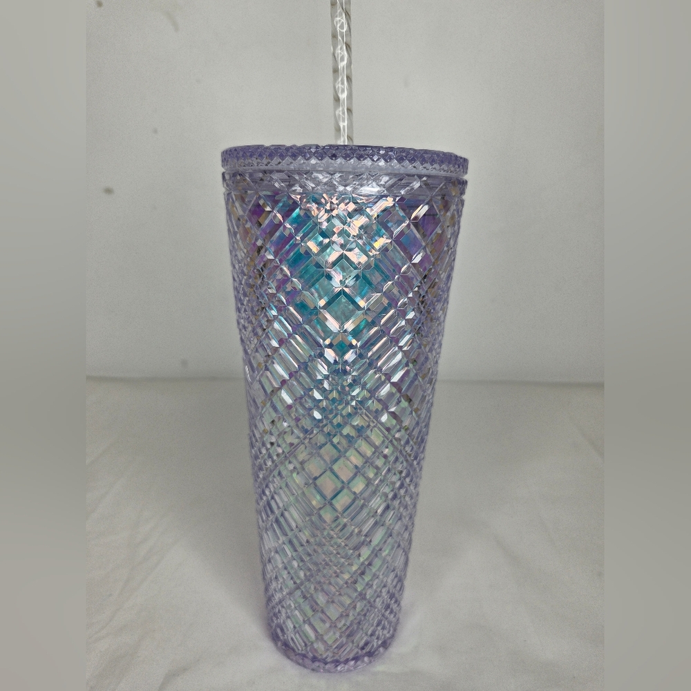 Starbucks 2022 - 24oz. Iridescent Lavender Diamond-Cut Cold Cup"Limited Edition" - Picture 2 of 9